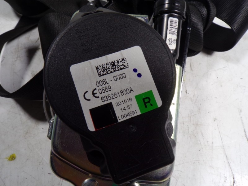 Recambio de cinturon seguridad delantero derecho para bmw i3 (i01) 125 kw referencia OEM IAM 72117951764 635281800A 635281800A