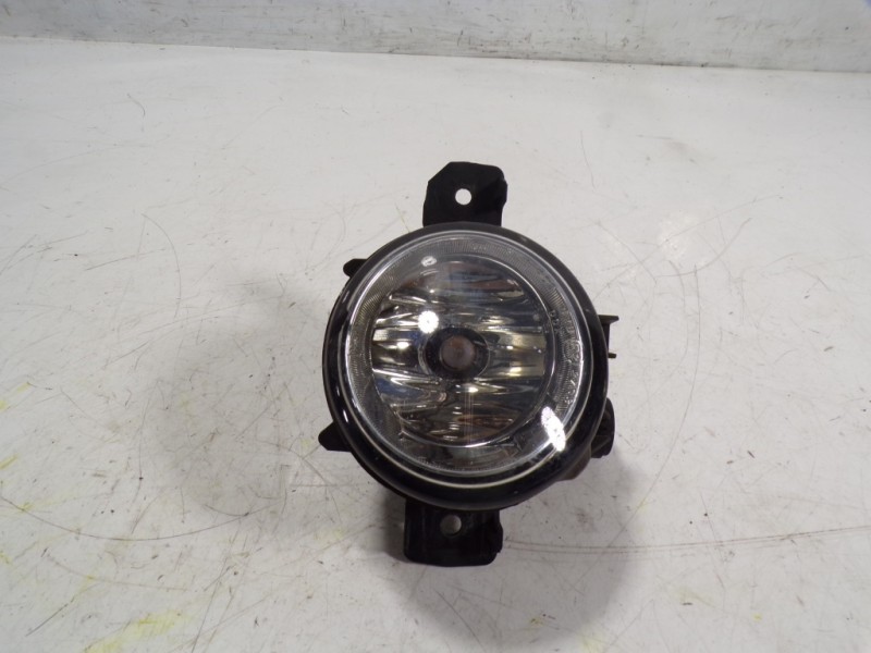 Recambio de faro antiniebla derecho para bmw x5 (e70) 3.0 turbodiesel cat referencia OEM IAM 63177184318  