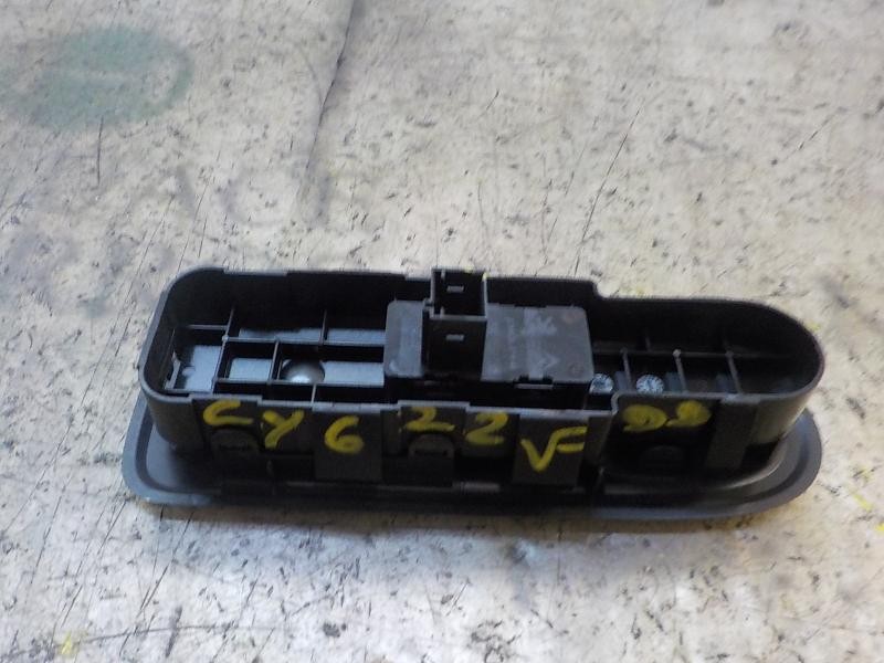 Recambio de mando elevalunas delantero derecho para peugeot 308 sport referencia OEM IAM   