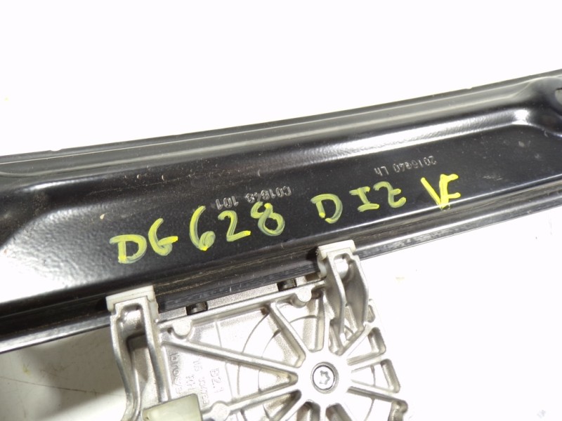 Recambio de elevalunas delantero izquierdo para bmw i3 (i01) 125 kw referencia OEM IAM 51337352875 7290857 