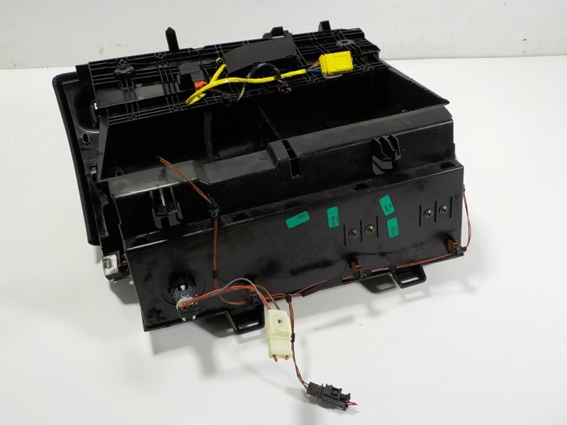 Recambio de guantera para bentley continental gt supersports referencia OEM IAM 3W1858108D 3W1857735D 3W1857120