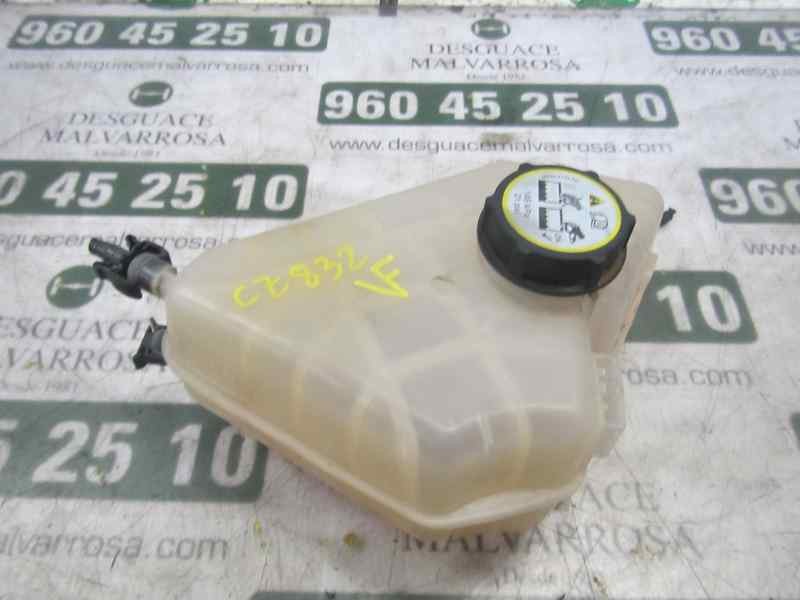Recambio de deposito expansion para ford fiesta (cb1) trend referencia OEM IAM 1513111  