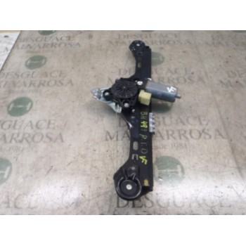 ELEVALUNAS TRASERO DERECHO A2037300446 0130822007