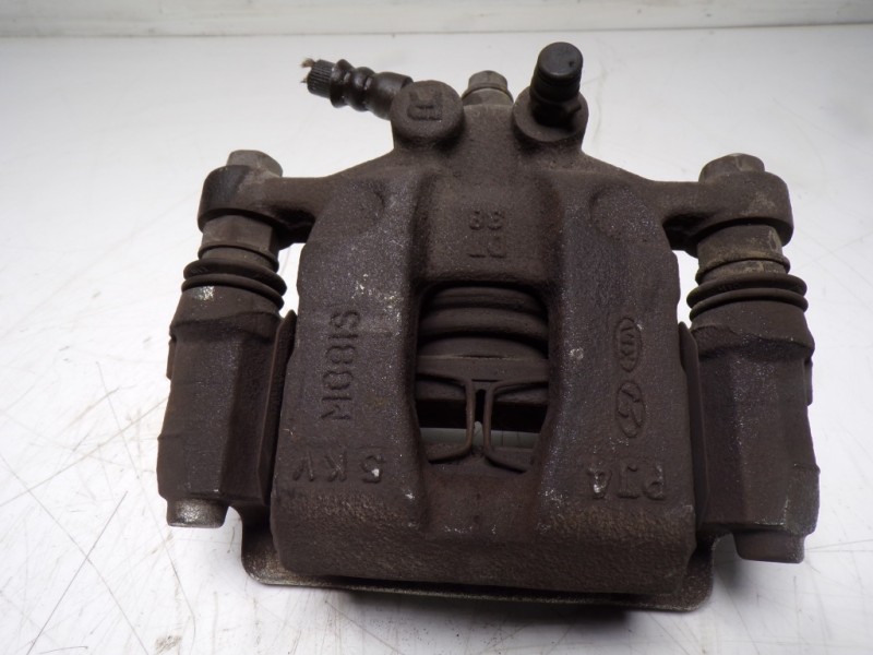 Recambio de pinza freno trasera derecha para hyundai tucson tecno safe 2wd bluedrive referencia OEM IAM 58311D7A00  