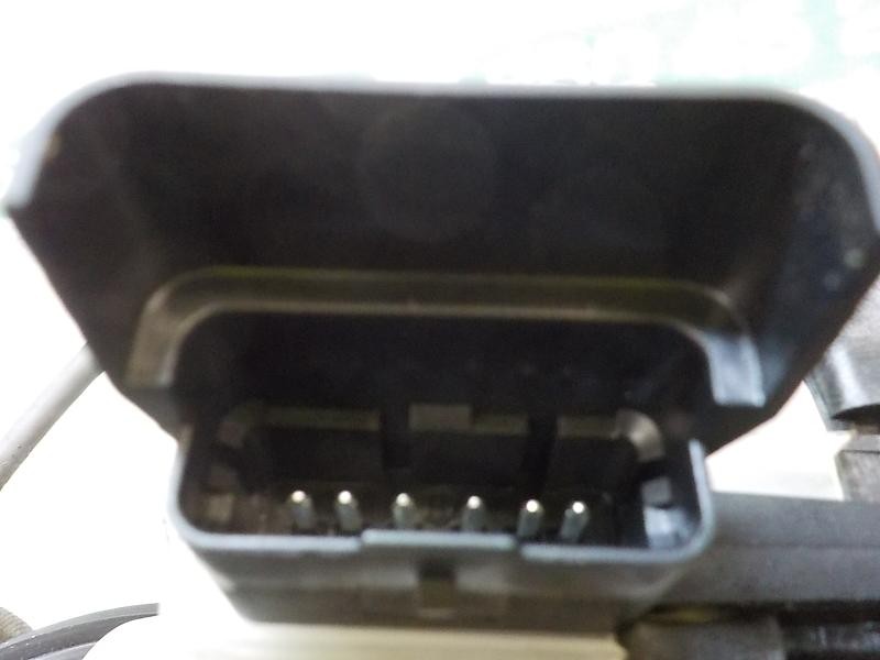 Recambio de cerradura puerta delantera izquierda para citroën c3 aircross live referencia OEM IAM 9826678280  