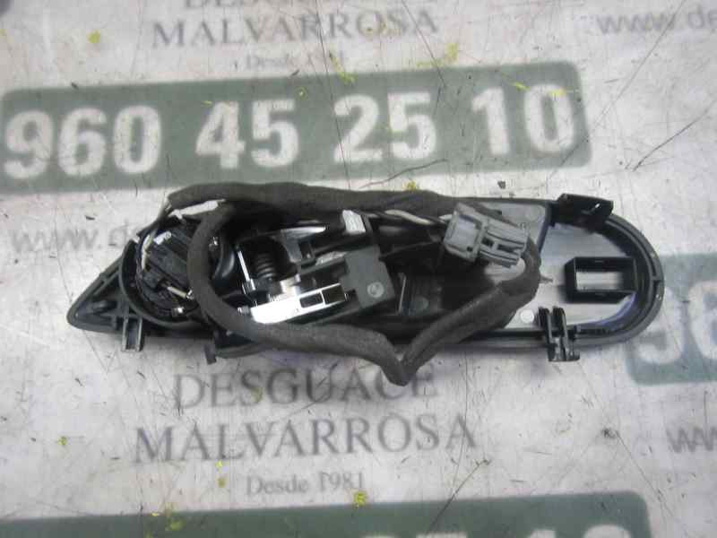 Recambio de maneta interior delantera derecha para ford fiesta (cb1) trend referencia OEM IAM 2146021  