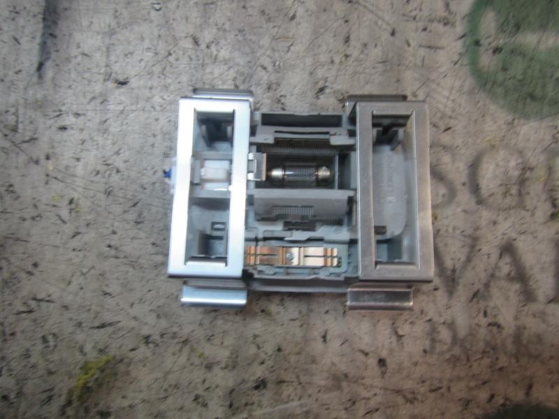 Recambio de piloto interior para mitsubishi asx (ga0w) motion 2wd referencia OEM IAM 8401A012HA  