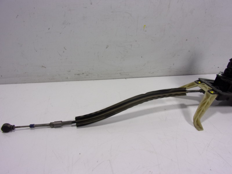 Recambio de palanca cambio para volkswagen touareg (7p5) 3.0 v6 tdi dpf referencia OEM IAM 7P1713105 7P1713 
