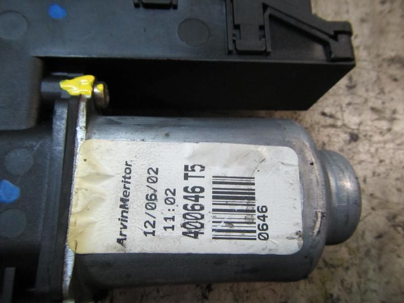 Recambio de motor elevalunas trasero derecho para volkswagen polo (9n1) 1.9 tdi referencia OEM IAM   