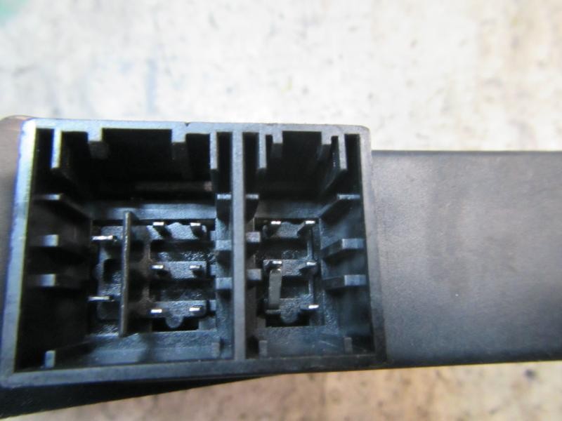 Recambio de motor elevalunas trasero derecho para volkswagen polo (9n1) 1.9 tdi referencia OEM IAM   