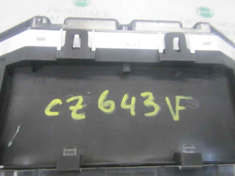 Recambio de cuadro instrumentos para toyota yaris 1.0 cat referencia OEM IAM 83800F5290 83800F5290 