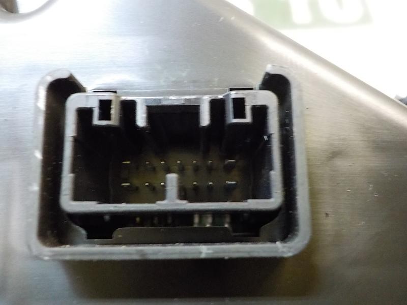 Recambio de cuadro instrumentos para toyota yaris 1.0 cat referencia OEM IAM 83800F5290 83800F5290 