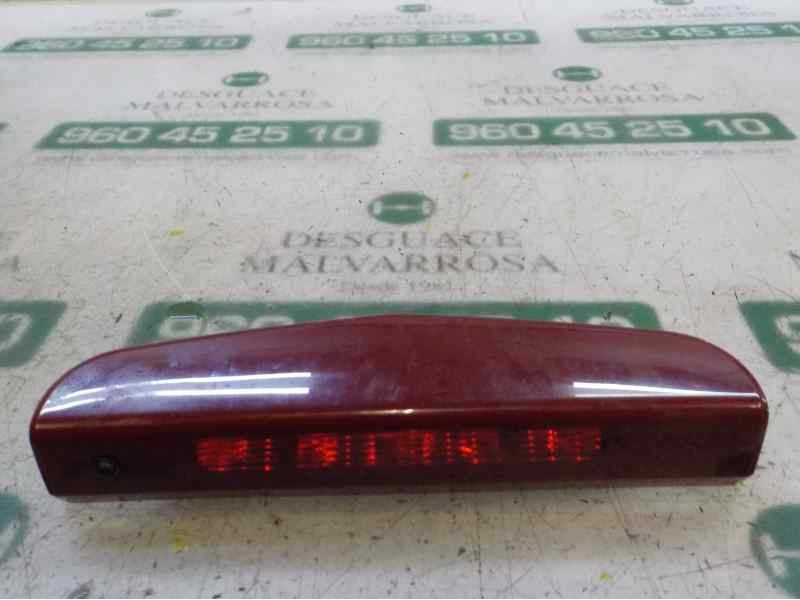 Recambio de piloto trasero central para opel corsa e 1.4 referencia OEM IAM   