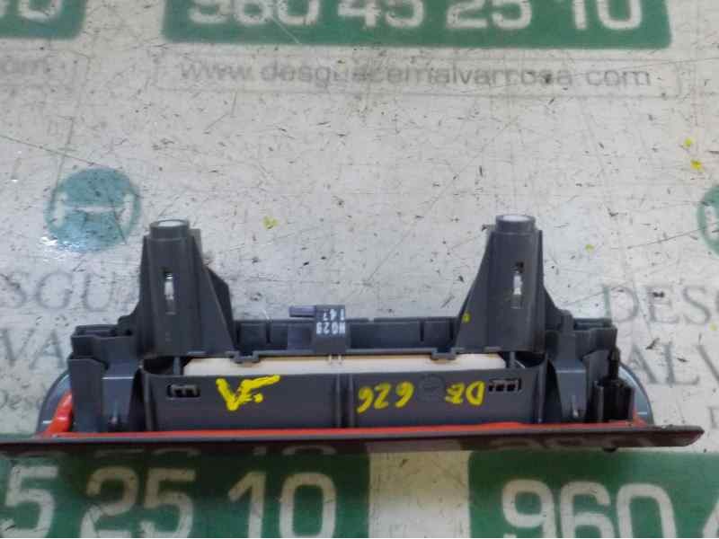 Recambio de piloto trasero central para opel corsa e 1.4 referencia OEM IAM   