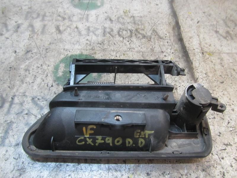 Recambio de maneta exterior delantera derecha para citroën xantia berlina 1.9 turbodiesel referencia OEM IAM   