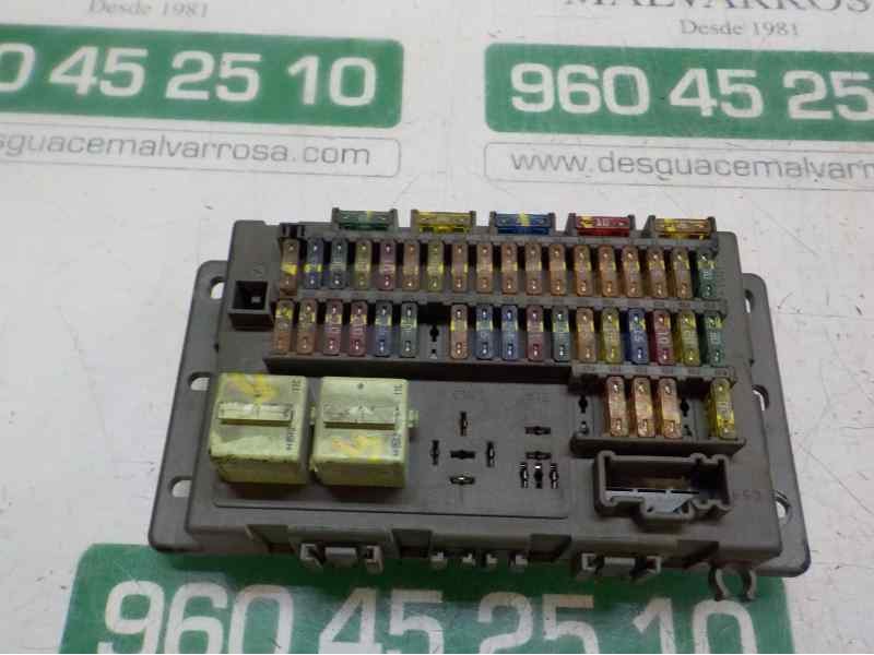 Recambio de caja reles / fusibles para mini mini (r50,r53) 1.6 16v cat referencia OEM IAM 61136906600  