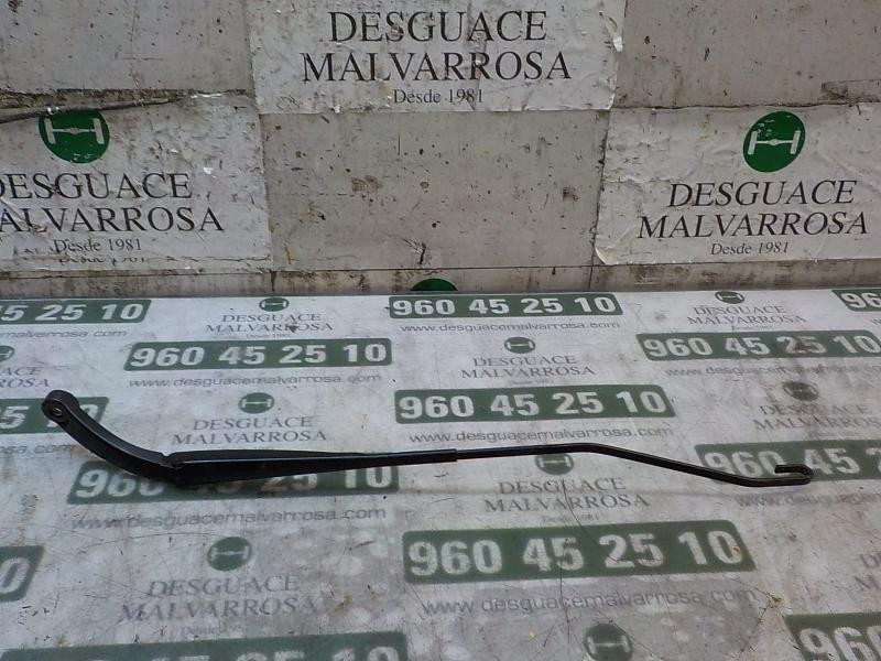 Recambio de brazo limpia delantero derecho para dacia lodgy 1.6 cat (bivalent. gasolina / gpl) referencia OEM IAM 288860926R  