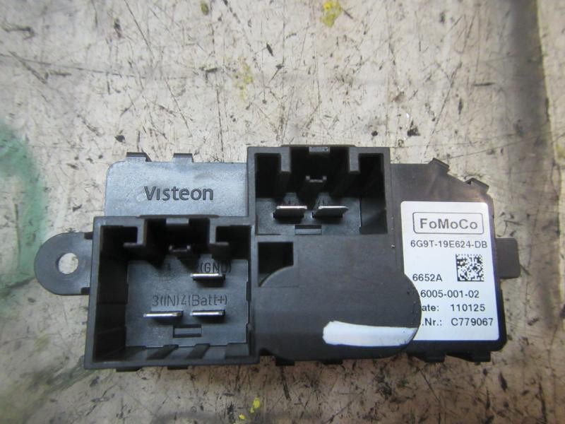 Recambio de resistencia calefaccion para ford focus lim. (cb8) 1.6 tdci cat referencia OEM IAM 1512406  