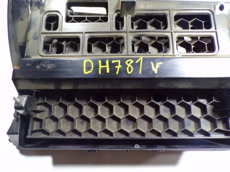 Recambio de guantera para volkswagen passat berlina (3c2) 2.0 tdi referencia OEM IAM 3C1857101H1QB  