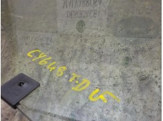 Recambio de cristal puerta trasero derecho para dacia sandero 0.9 tce cat referencia OEM IAM 823005206R   2