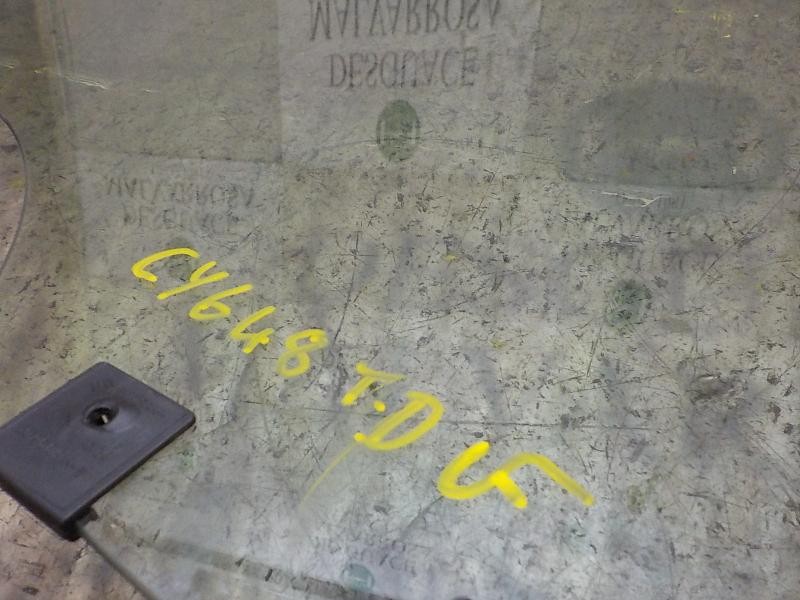 Recambio de cristal puerta trasero derecho para dacia sandero 0.9 tce cat referencia OEM IAM 823005206R  