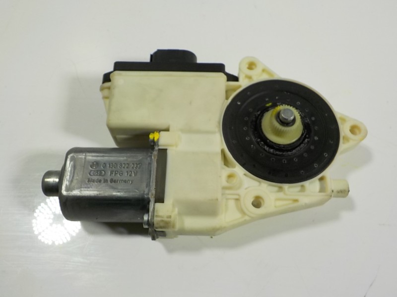 Recambio de motor elevalunas trasero izquierdo para bentley continental gt supersports referencia OEM IAM 3W8959703D 3W8959703D 