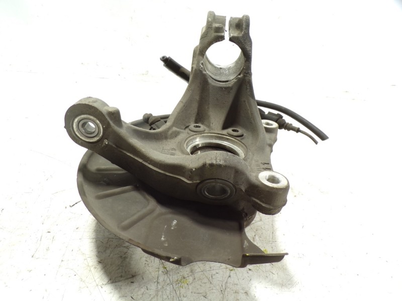 Recambio de mangueta delantera izquierda para volkswagen passat berlina (3c2) 2.0 tdi referencia OEM IAM 3C0407253F  