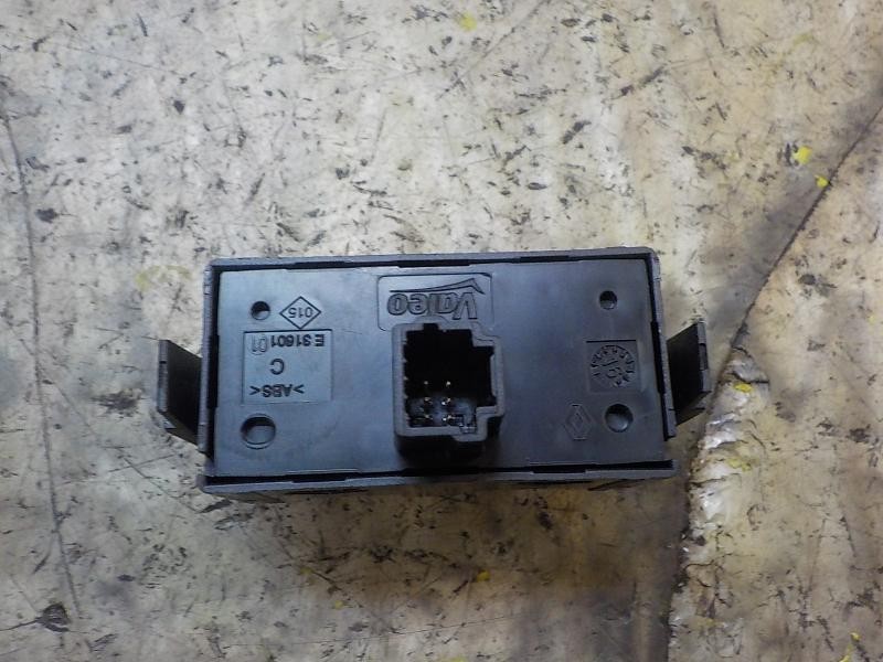 Recambio de warning para dacia sandero 0.9 tce cat referencia OEM IAM 252905668R  