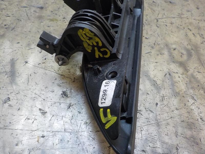 Recambio de maneta exterior delantera derecha para dacia sandero 0.9 tce cat referencia OEM IAM 806067028R  