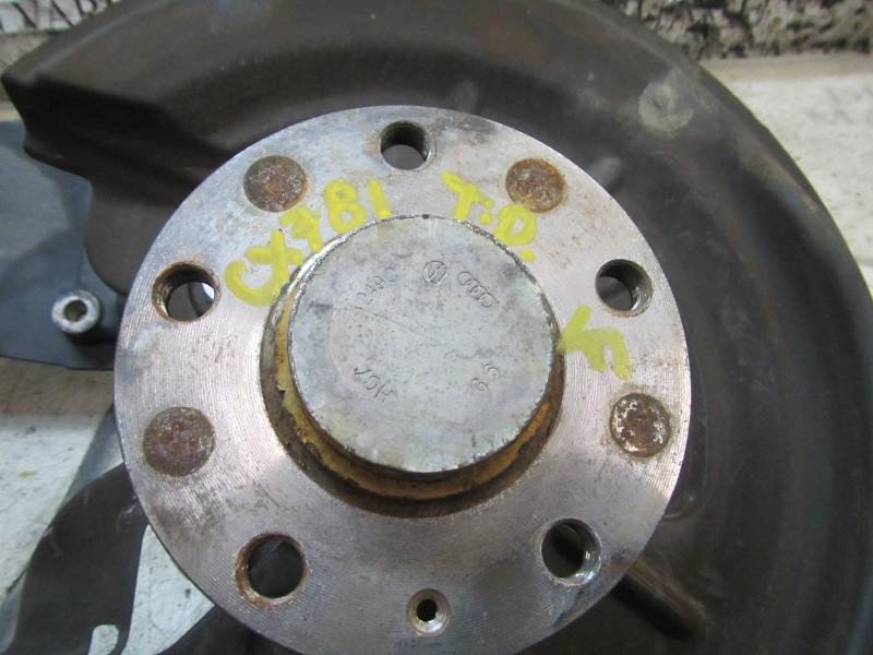 Recambio de mangueta trasera derecha para seat leon (1p1) reference referencia OEM IAM 1K0505436N  