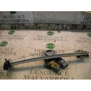 ELEVALUNAS DELANTERO DERECHO 