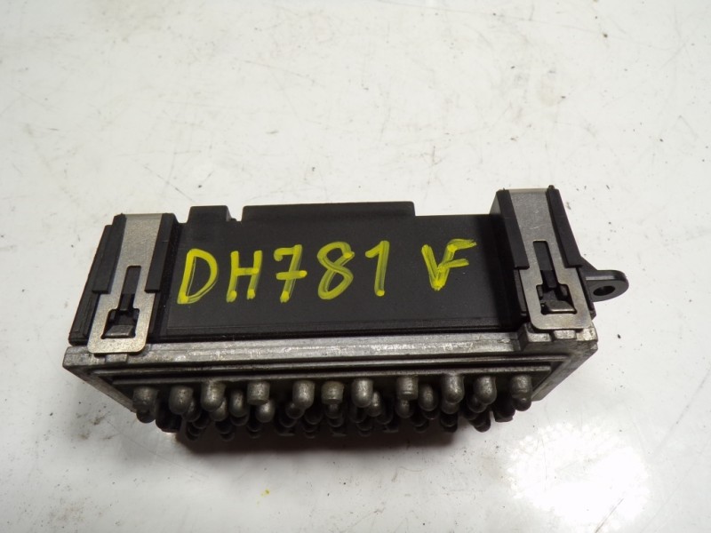 Recambio de resistencia calefaccion para volkswagen passat berlina (3c2) 2.0 tdi referencia OEM IAM 3C0907521F 3C0907521F F01150