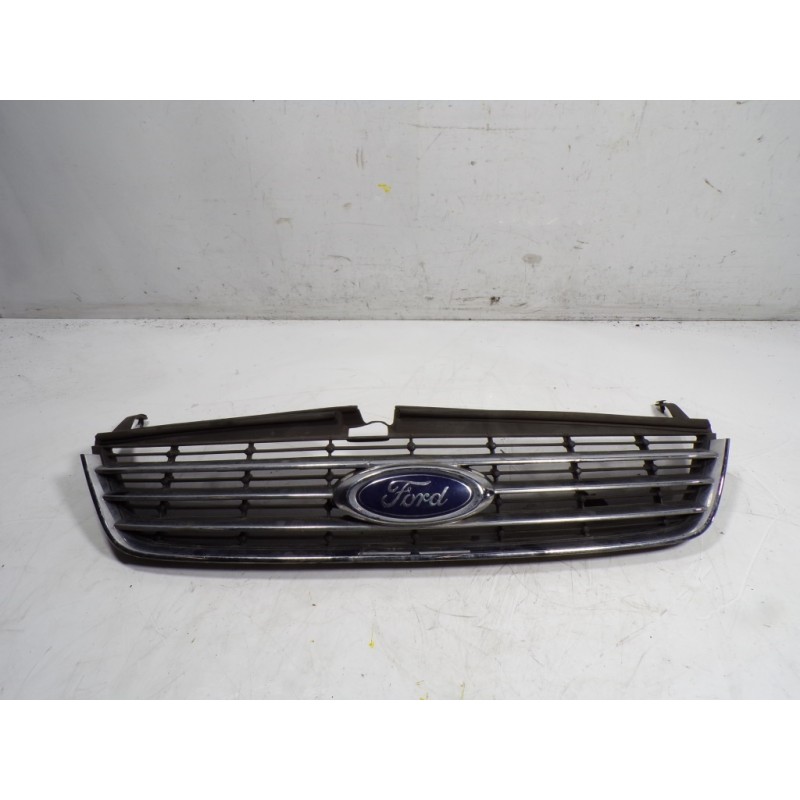 Recambio de rejilla para ford mondeo ber. (ca2) 2.0 tdci cat referencia OEM IAM 1509302  