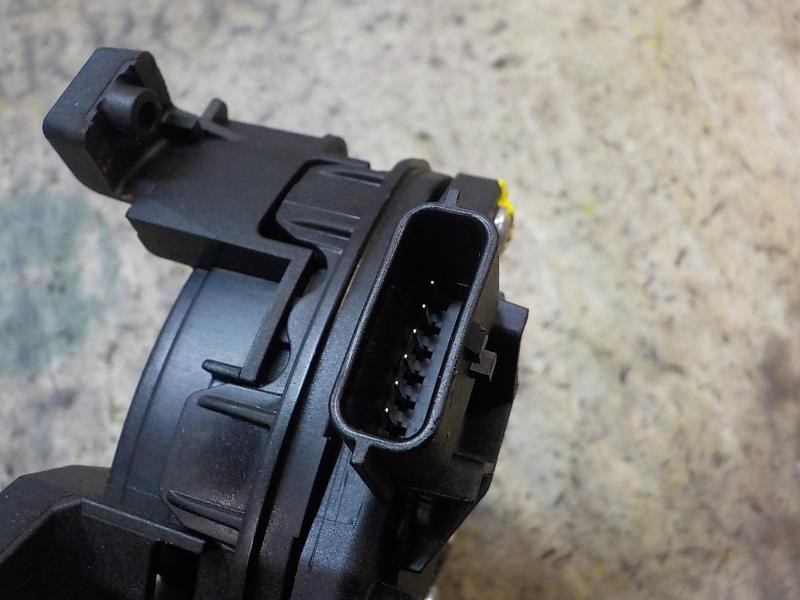 Recambio de potenciometro pedal para dacia sandero 0.9 tce cat referencia OEM IAM 180022703R 180022703R 