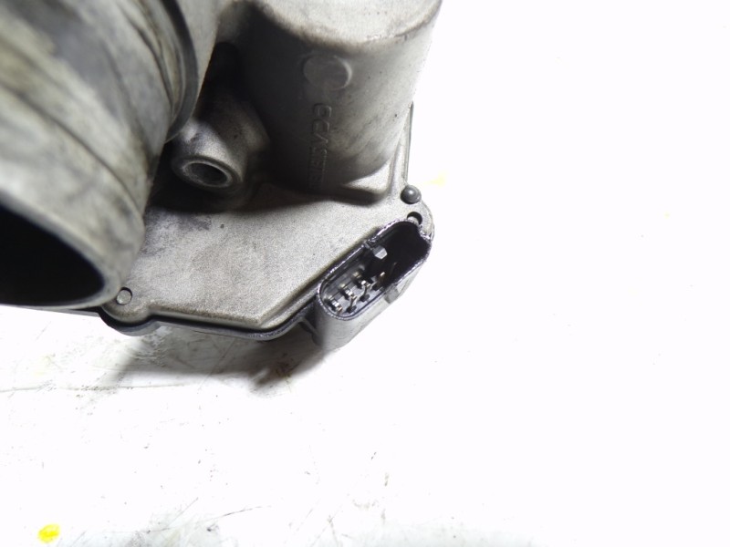 Recambio de caja mariposa para ssangyong actyon 2.0 td cat referencia OEM IAM 6651410225 6651410225 17008030411