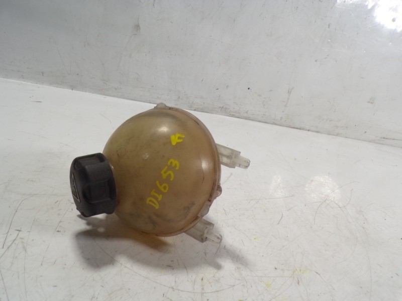 Recambio de deposito expansion para peugeot 5008 2.0 blue-hdi fap referencia OEM IAM 1323X6  
