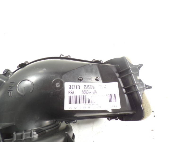 Recambio de motor calefaccion para peugeot 5008 2.0 blue-hdi fap referencia OEM IAM 6441CV 9683441680 