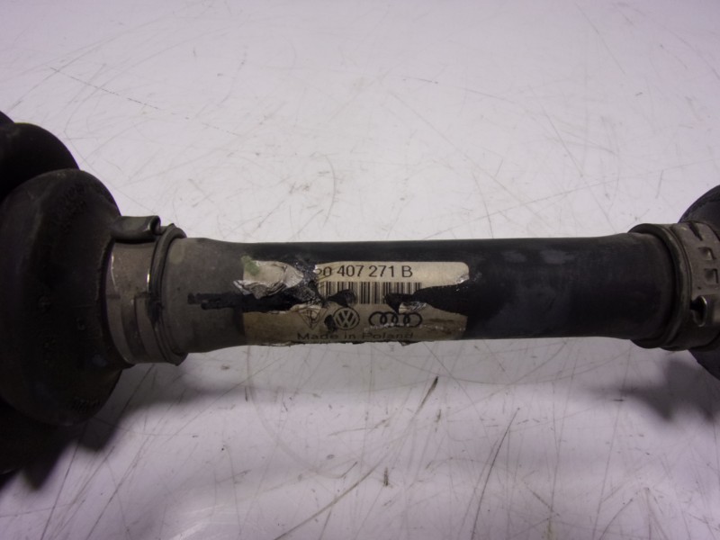 Recambio de transmision derecha para volkswagen touareg (7p5) 3.0 v6 tdi dpf referencia OEM IAM 7P0407271C 7P0407271B 