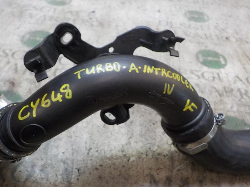 Recambio de tubo intercooler para dacia sandero 0.9 tce cat referencia OEM IAM 144604208R  