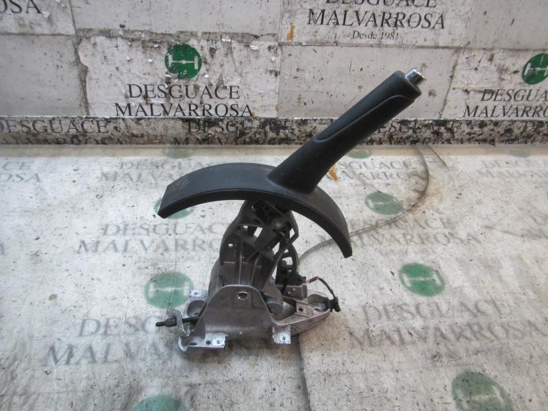 Recambio de palanca freno de mano para seat leon (1p1) reference referencia OEM IAM 1K0711303M3Q7  