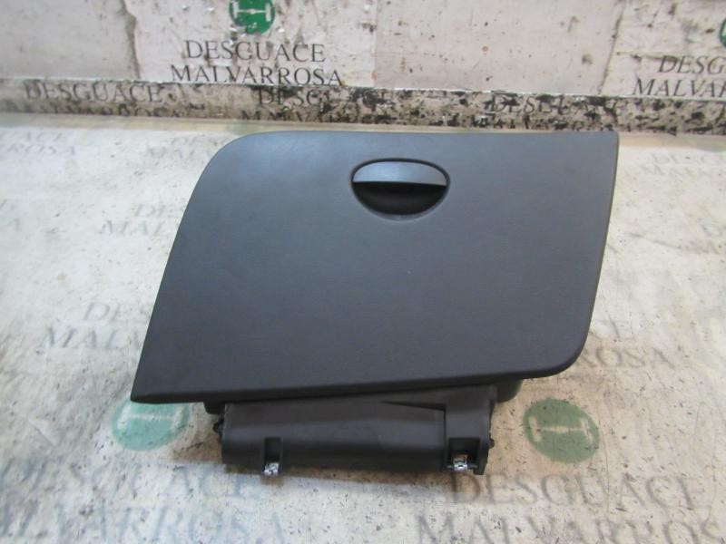 Recambio de guantera para seat leon (1p1) reference referencia OEM IAM 1P18570951MM  