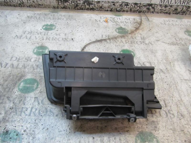 Recambio de guantera para seat leon (1p1) reference referencia OEM IAM 1P18570951MM  