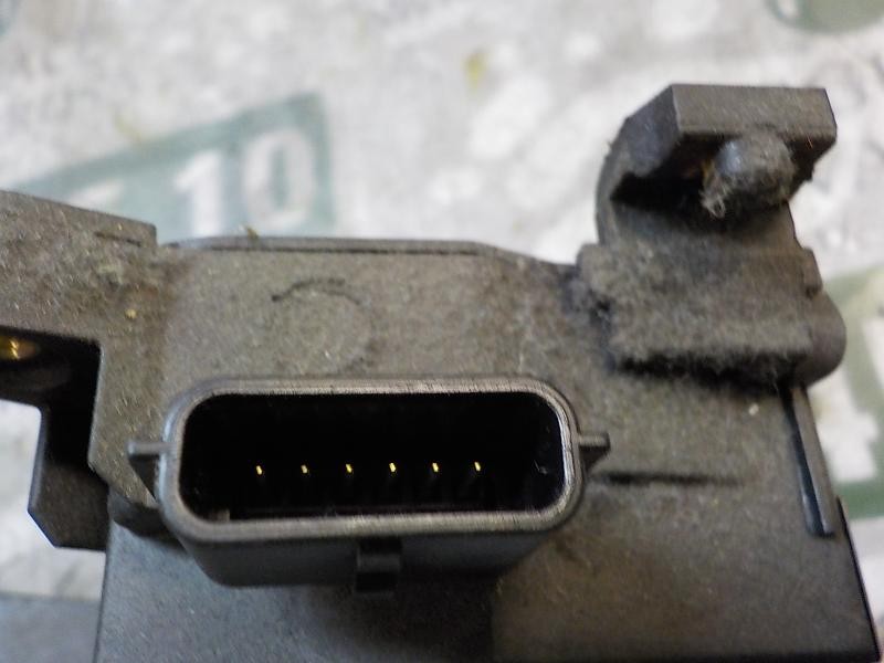 Recambio de potenciometro pedal para dacia lodgy 1.6 cat (bivalent. gasolina / gpl) referencia OEM IAM 180023122R 180023122R 