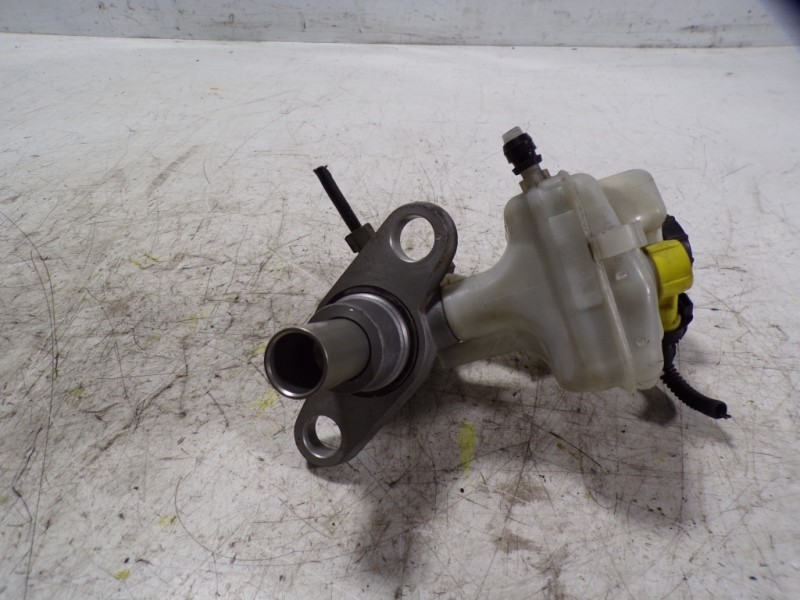 Recambio de bomba freno para opel insignia berlina 2.0 cdti referencia OEM IAM   