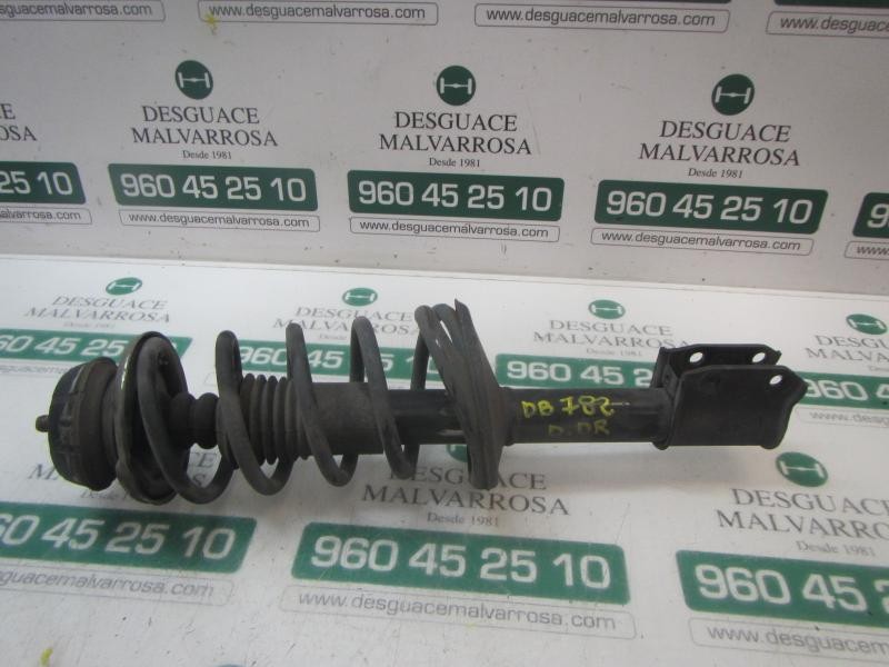 Recambio de amortiguador delantero derecho para dacia sandero básico referencia OEM IAM 8200647862  