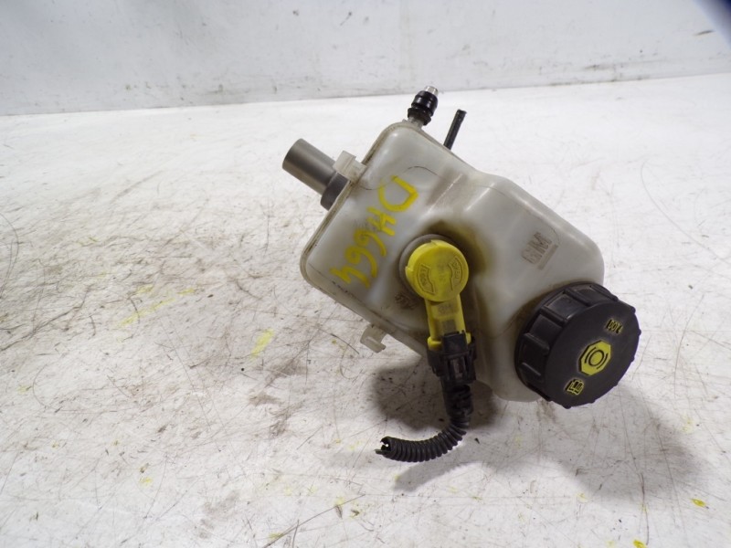 Recambio de bomba freno para opel insignia berlina 2.0 cdti referencia OEM IAM   