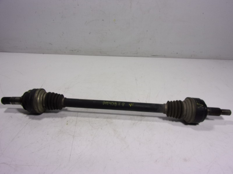 Recambio de transmision trasera derecha para volkswagen touareg (7p5) 3.0 v6 tdi dpf referencia OEM IAM 7P0501201G 7P0501201G 