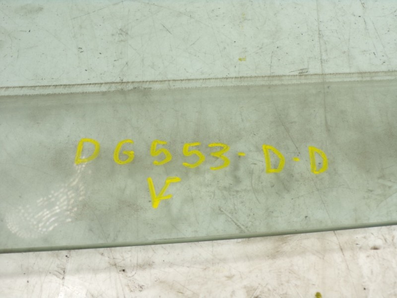 Recambio de cristal puerta delantero derecho para ssangyong actyon 2.0 td cat referencia OEM IAM 7238609000  