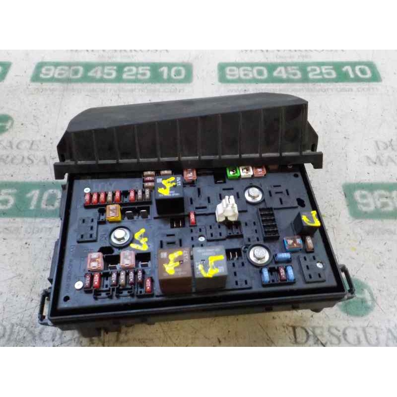 Recambio de caja reles / fusibles para opel ampera referencia OEM IAM 22785253 C11000139 C11000139