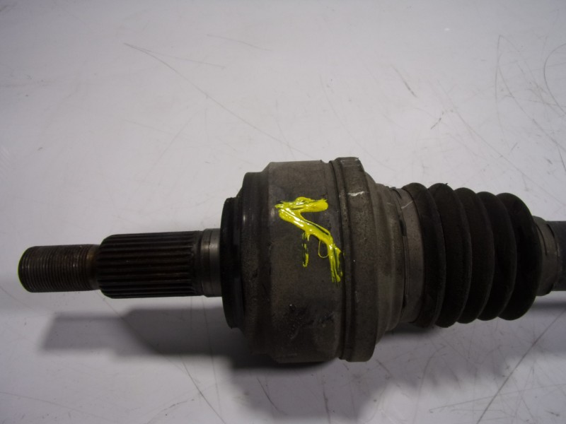 Recambio de transmision trasera izquierda para volkswagen touareg (7p5) 3.0 v6 tdi dpf referencia OEM IAM 7P0501201G  